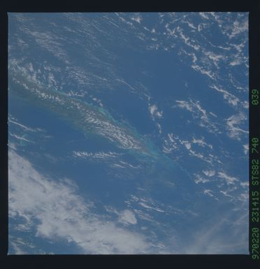 STS082-740-039 - STS-082 - Earth observations taken from shuttle orbiter Discovery during STS-82 mission