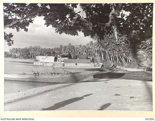 SAPOSA ISLAND, SOUTH BOUGAINVILLE. 1956-05-26. A DETACHMENT OF 42 LANDING CRAFT COMPANY BEACHED FOR THE NIGHT