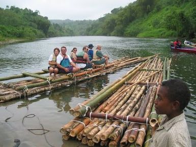 Talanoa with Dr T - Na Vosa Vakaviti: Bilibili, Bitu, kei na Vonu