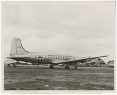 [Douglas C-54 Skymaster aircraft of U.S. Army Air Forces Tropical Science Mission]