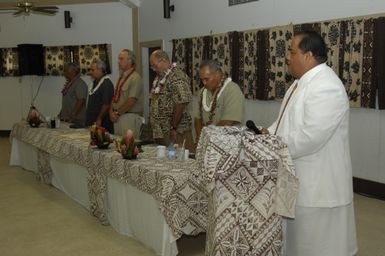 [Assignment: 48-DPA-SOI_K_Amer_Sam] Pacific Islands Tour: Visit of Secretary Dirk Kemmpthorne [and aides] to American Samoa, U.S. Territory [48-DPA-SOI_K_Amer_Sam__DI15210.JPG]