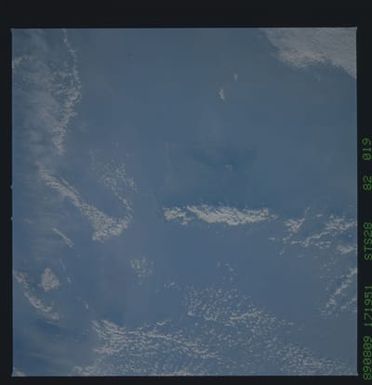 S28-82-019 - STS-028 - STS-28 earth observations