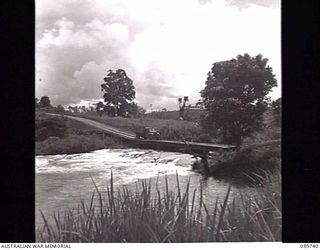 DONADABU, NEW GUINEA. 1943-11-03. THE OLD BRIDGE AND APPROACH AT HADDOCK'S CROSSING ON THE LALOKI RIVER AT 24TH AUSTRALIAN FIELD COMPANY, ROYAL AUSTRALIAN ENGINEERS