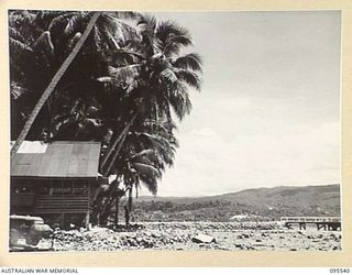 PALMALMAL, JACQUINOT BAY, NEW BRITAIN, 1945-08-27. THE GENERAL OFFICER COMMANDING'S AREA AT HEADQUARTERS 11 DIVISION, ON THE SHORE OF JACQUINOT BAY