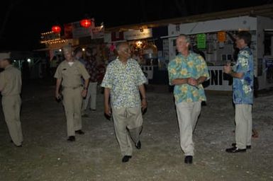 [Assignment: 48-DPA-SOI_K_Saipan_6-5-07] Pacific Islands Tour: Visit of Secretary Dirk Kempthorne [and aides] to Saipan Island, of the Commonwealth of the Northern Mariana Islands [48-DPA-SOI_K_Saipan_6-5-07__DI11029.JPG]