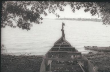 A proud new canoe (2) : Nissan Island, Papua New Guinea, 1960 / Terence and Margaret Spencer