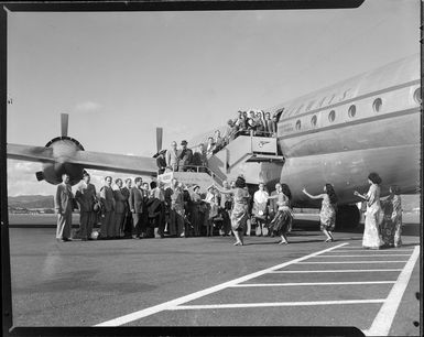 Passengers met off the aircraft by dancers, Honolulu, Hawaii