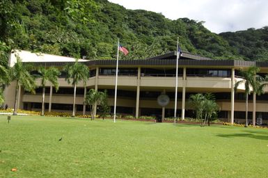 [Assignment: 48-DPA-SOI_K_Amer_Sam] Pacific Islands Tour: Visit of Secretary Dirk Kemmpthorne [and aides] to American Samoa, U.S. Territory [48-DPA-SOI_K_Amer_Sam__DI15225.JPG]