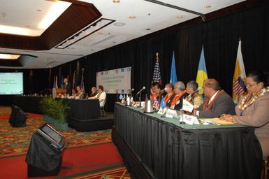 [Assignment: 48-DPA-09-29-08_SOI_K_Isl_Conf_AM] Insular Areas Health Summit [("The Future of Health Care in the Insular Areas: A Leaders Summit") at the Marriott Hotel in] Honolulu, Hawaii, where Interior Secretary Dirk Kempthorne [joined senior federal health officials and leaders of the U.S. territories and freely associated states to discuss strategies and initiatives for advancing health care in those communinties [48-DPA-09-29-08_SOI_K_Isl_Conf_AM_DOI_0472.JPG]