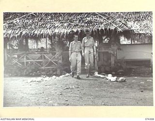 MADANG, NEW GUINEA. 1944-07-27. VX3042 COLONEL J.G. HAYDEN, CBE, DSO, COMMANDING OFFICER, 2/7TH AUSTRALIAN GENERAL HOSPITAL (1) CHATTING WITH THE HONOURABLE J.S. SUMMERS, MEMBER FOR NORTHAMPTON IN ..