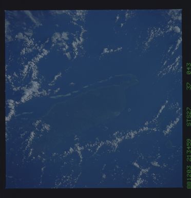 S27-37-043 - STS-027 - STS-27 earth observations