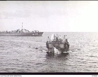 The corvette, HMAS Lithgow, left Torokina on 19 August for a rendezvous near the Buin area to pick up an envoy from Lieutenant General M. Kanda on 20 August. A barge flying the white surrender flag ..