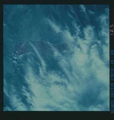 STS052-89-123 - STS-052 - Earth observations from Columbia, Orbiter Vehicle (OV) 102, during STS-52