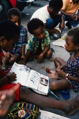 Papua New Guinea: Bororko shopping area