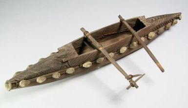 Model vaka (canoe)